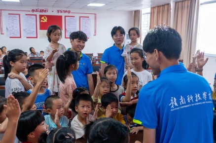 tyc1286太阳成集团经济管理系开展暑期“三下乡”社会实践